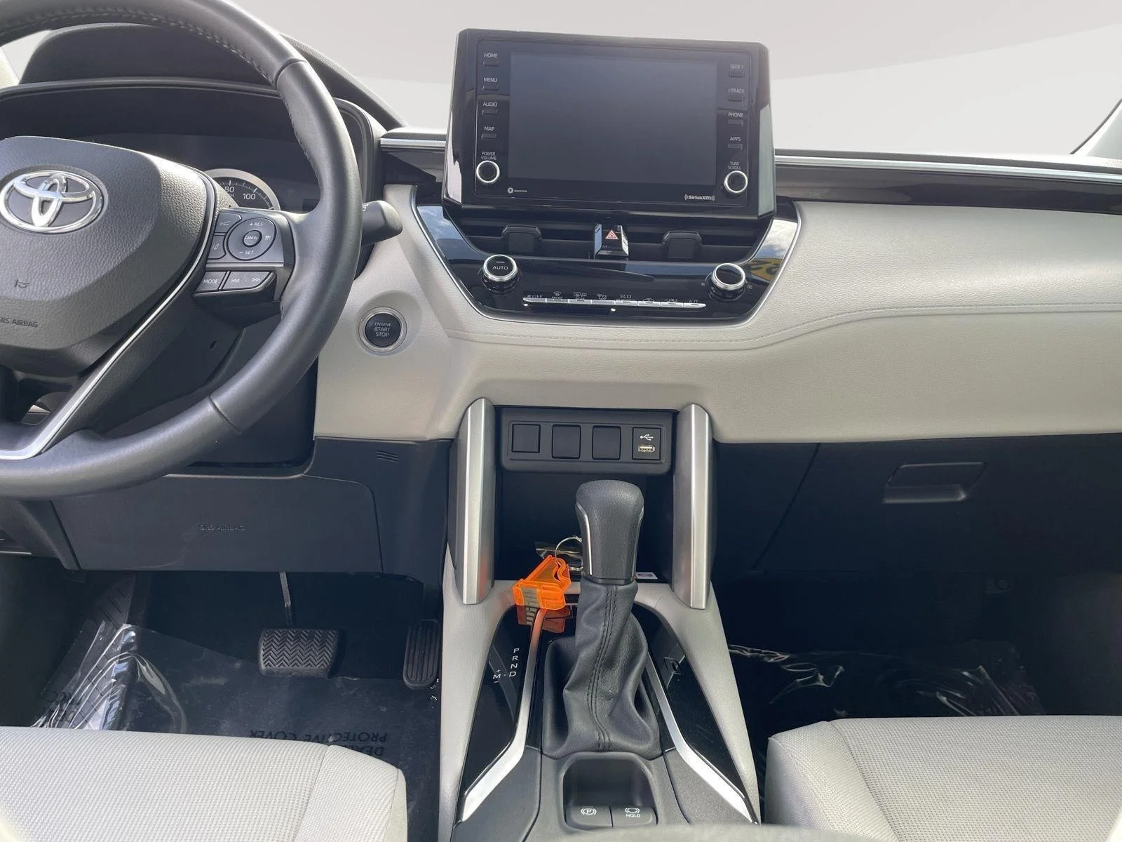 Used 2022 Celestite Toyota LE image 19