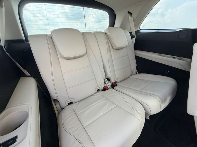 Used 2024  Mercedes-Benz GLS 580 image 17
