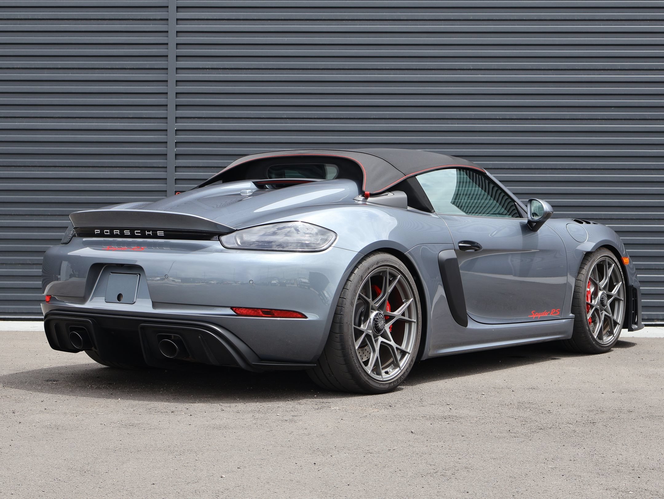 Certified Used 2025 Vanadium Grey Metallic Porsche RS image 9