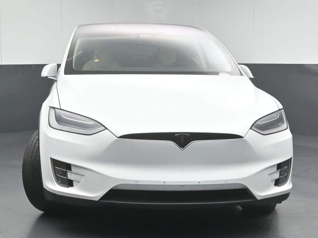 Used 2018 Tesla Model X 75D with VIN 5YJXCAE20JF119613 for sale in Naperville, IL