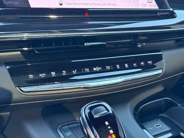 2023 Cadillac Escalade V-Series - Photo 28
