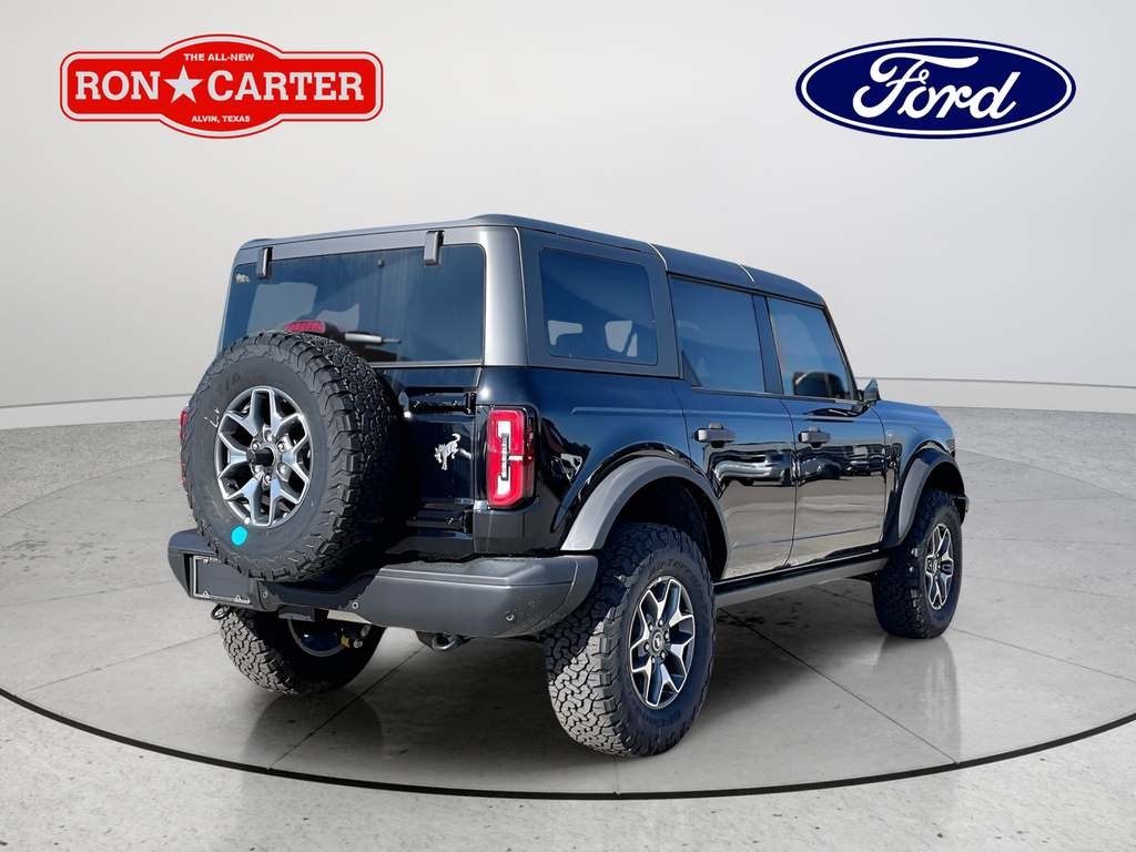 New 2025 Shadow Black Ford Badlands image 5