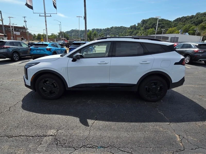 Used 2026 White Kia X-Line image 4