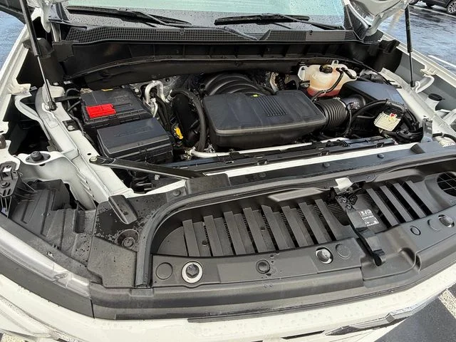 Used 2024 White Chevrolet RST image 19