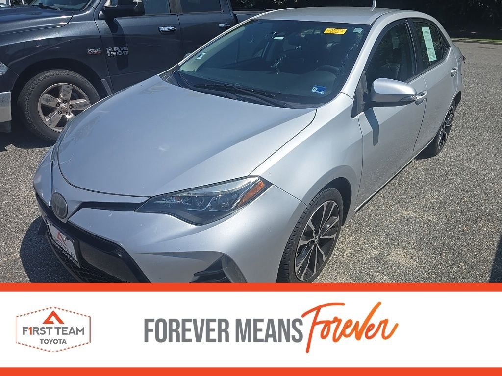 Used 2018 Silver Toyota SE image 1