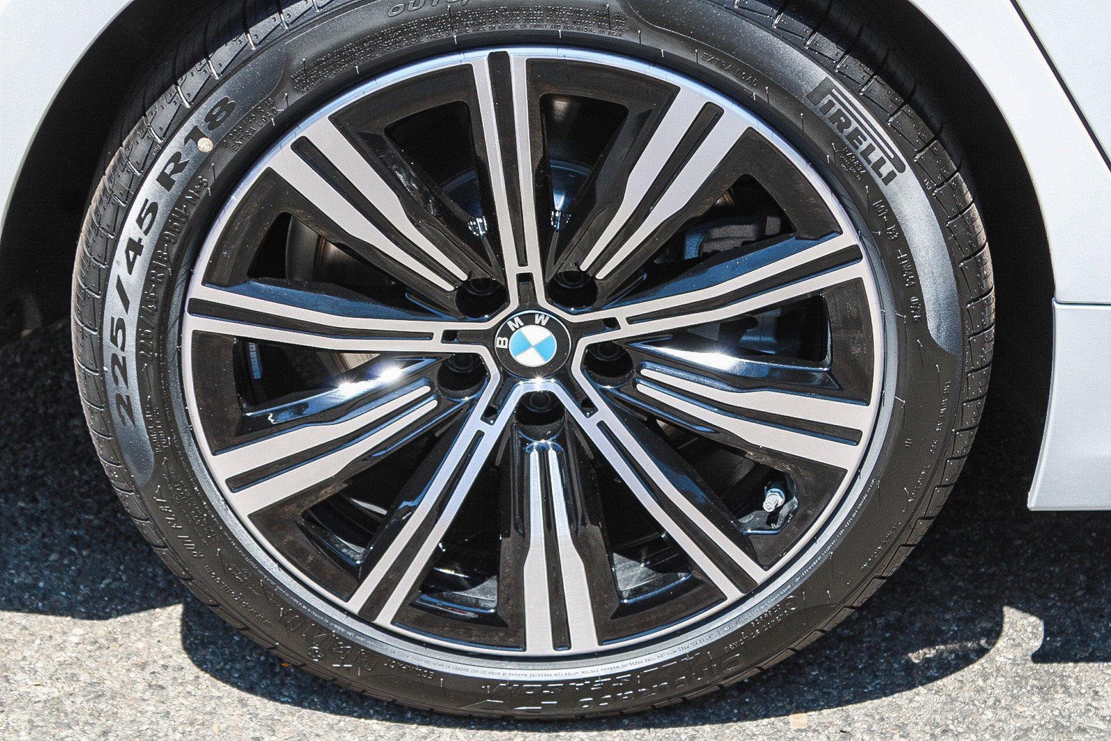 New 2026 Alpine White BMW 330i image 11