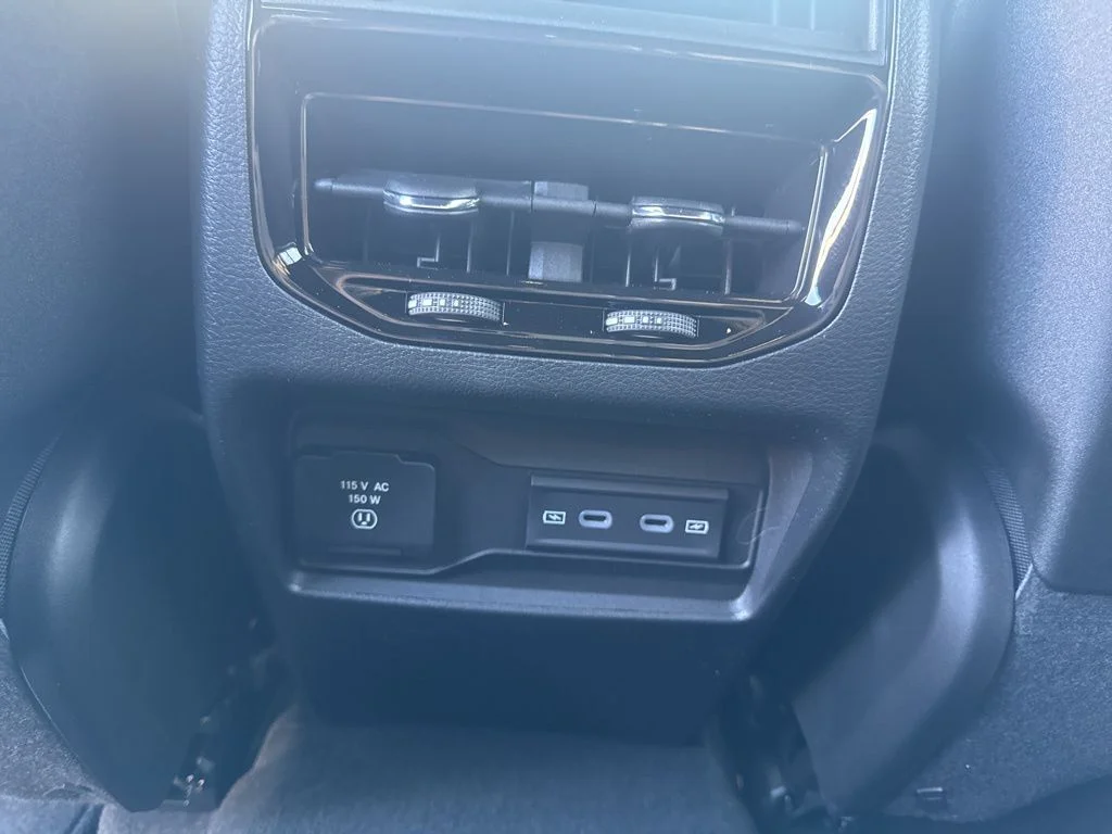 2026 Jeep Grand Cherokee Laredo - Photo 37