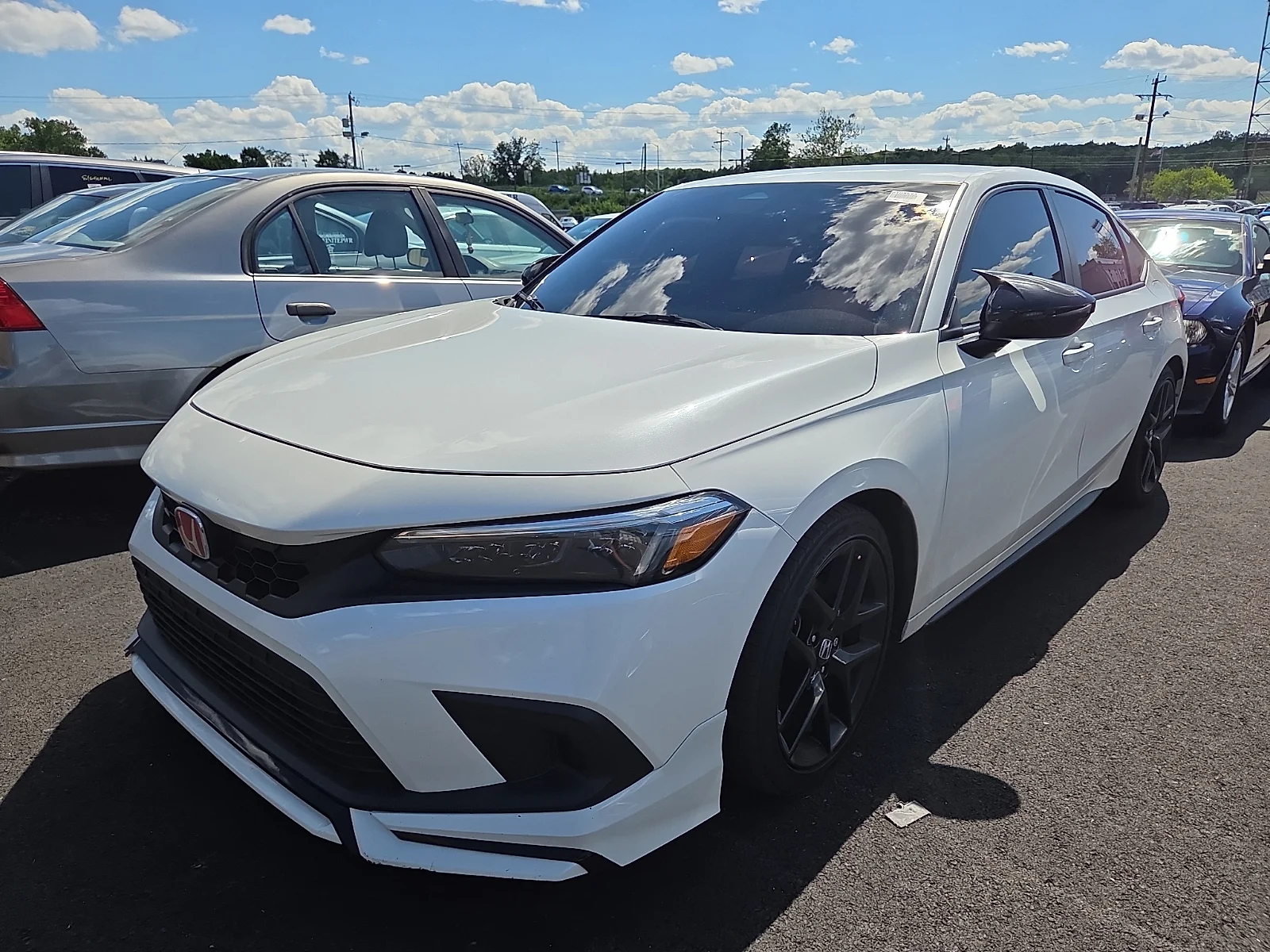 Used 2023 Platinum White Pearl Honda Sport image 3