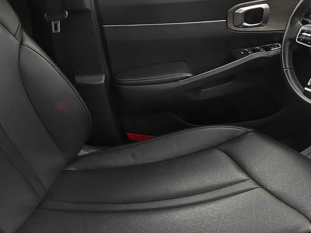 Used 2021 Silver Kia EX image 27
