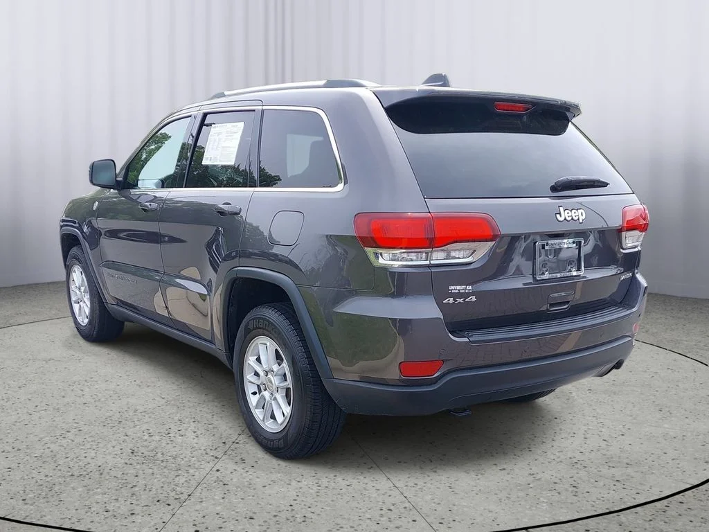 Used 2020 Gray Jeep Laredo E image 5