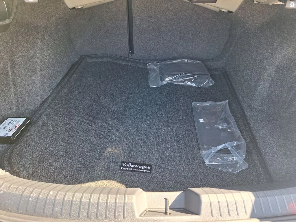 New 2026 Gray Volkswagen 1.5T SE image 22