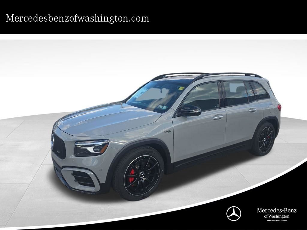 2026 Mercedes-Benz GLB GLB 35 AMG 4MATIC's photo
