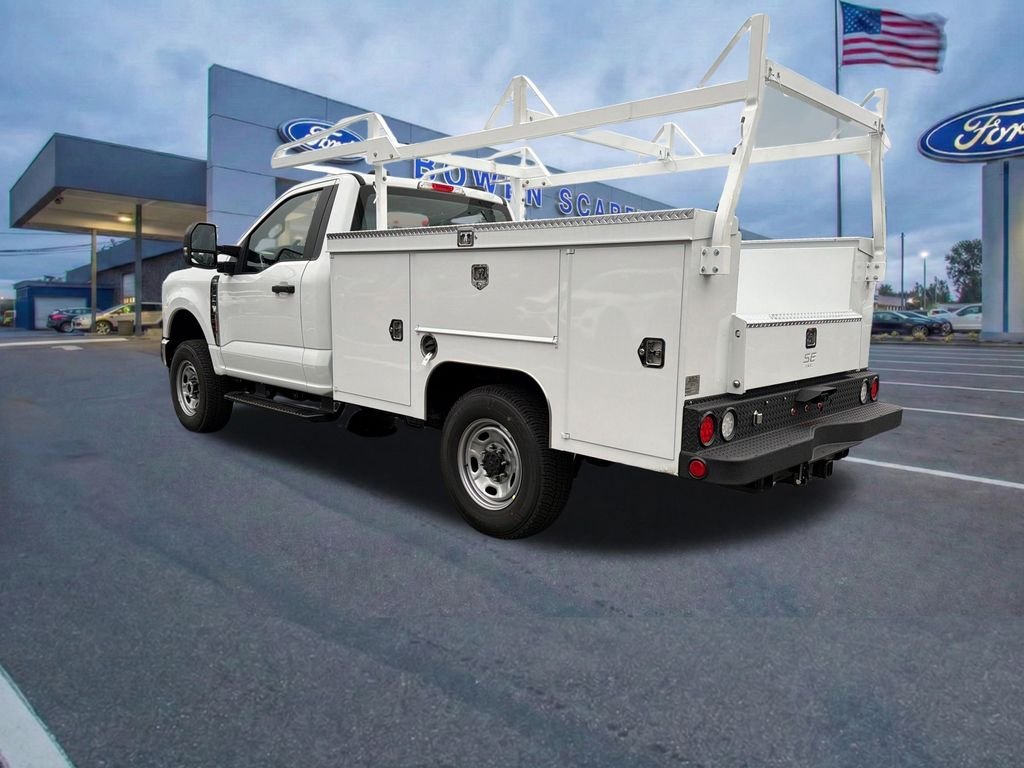 New 2026 Oxford White Ford XL image 3