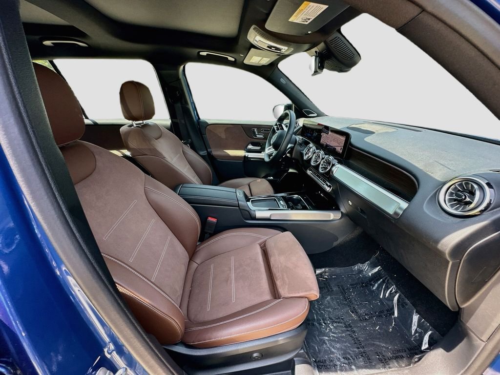 Used 2026 Blue Mercedes-AMG GLB 35 AMG® image 30