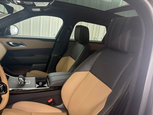 New 2026 Charente Grey Land Rover Autobiography image 11