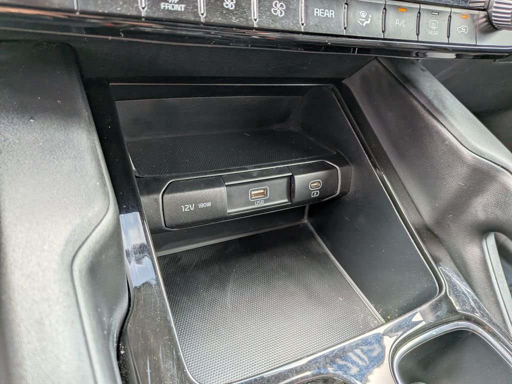 2023 Kia Telluride LX - Photo 25