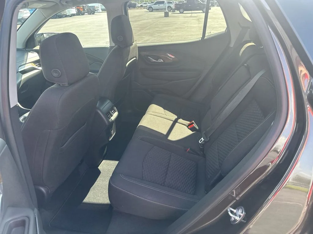 Used 2020 Gray GMC SLE image 28
