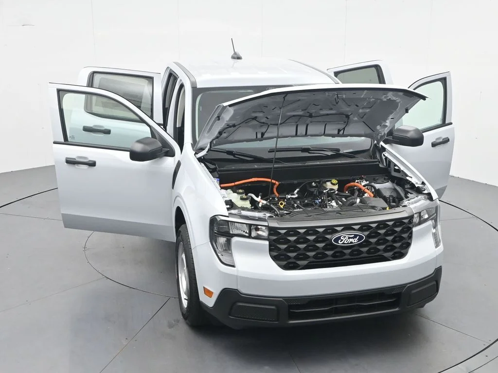 New 2026 Space White Metallic Ford XL image 47