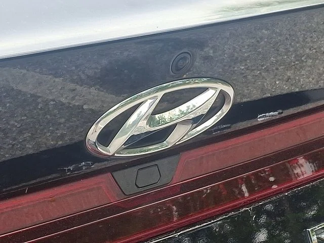 Used 2022 Black Hyundai SEL image 30