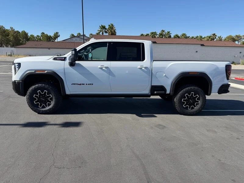 New 2026 Summit White GMC AT4X image 6