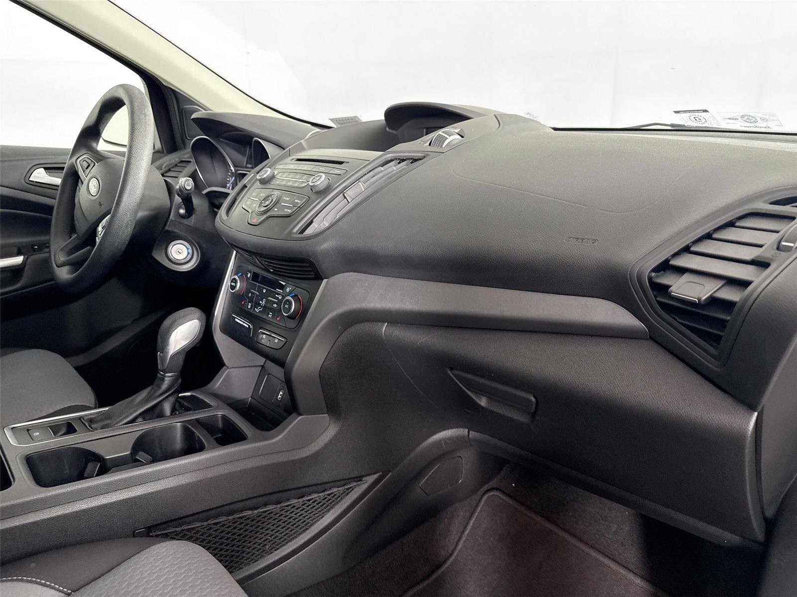 Used 2018 Ingot Silver Ford SE image 40