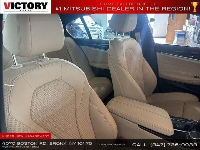 Used 2022 White BMW 530i image 18