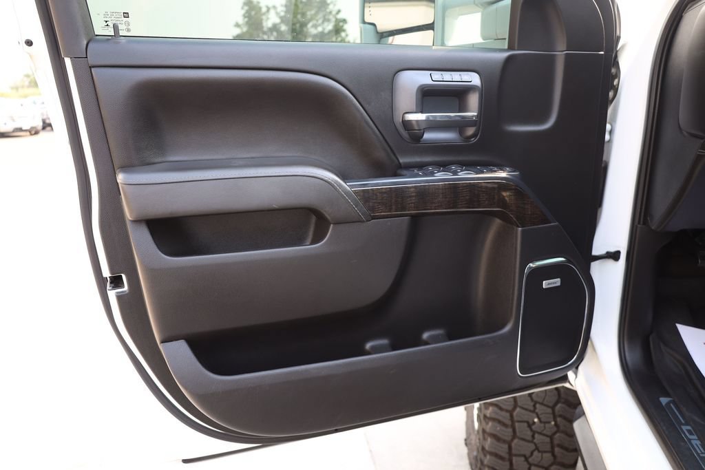 Used 2016 Summit White GMC Denali image 10