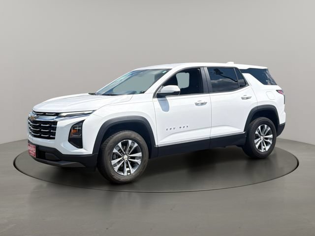 Used 2025 Summit White Chevrolet LT image 4