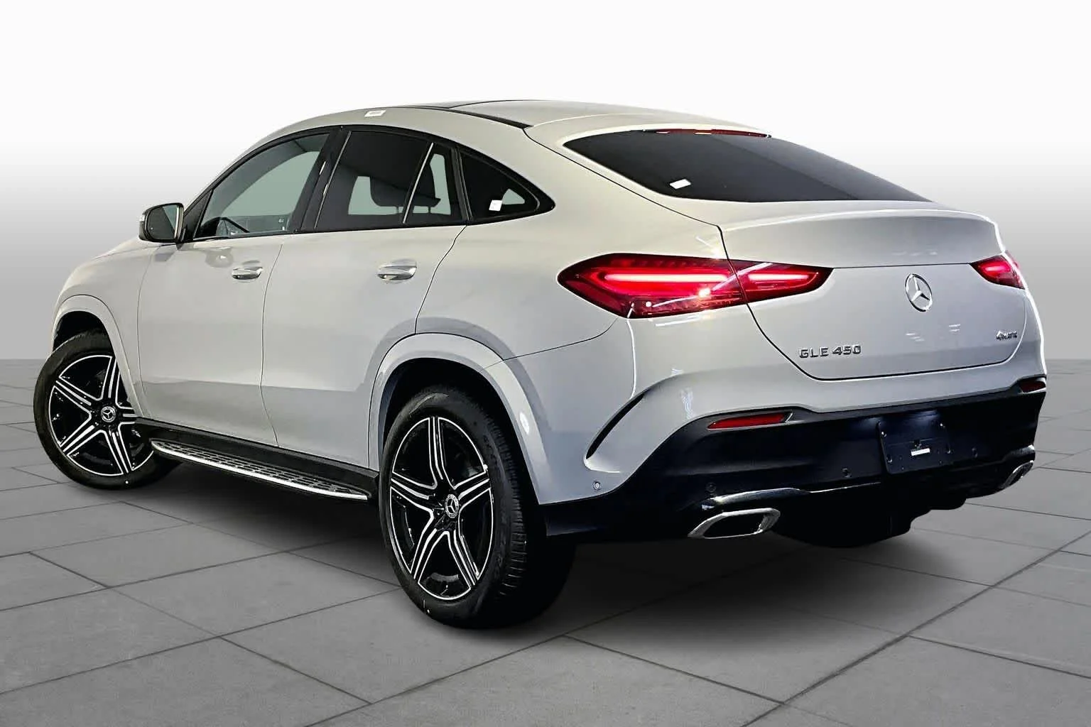 Certified Used 2026 MANUFAKTUR Alpine Grey Mercedes-Benz GLE 450 image 3