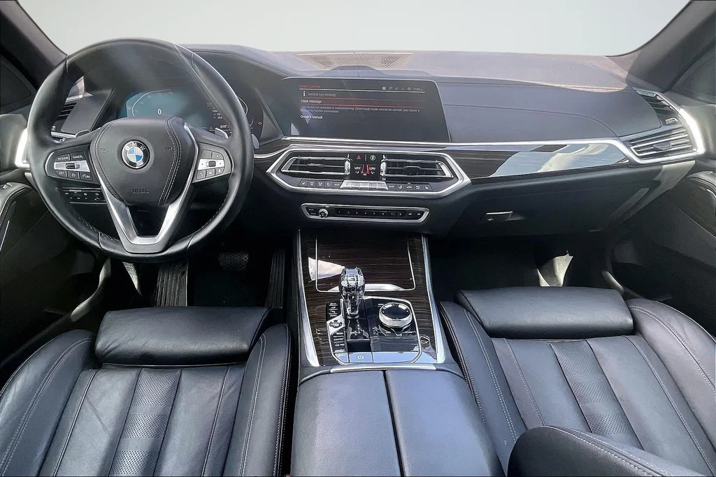 Used 2020 Black BMW sDrive40i image 26