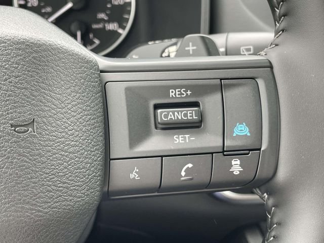 New 2026 Everest White Pearl TriCoat Nissan SV image 21