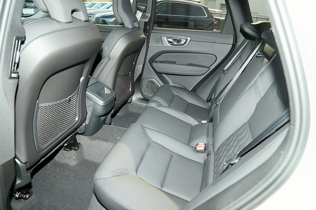 New 2026 Crystal White Volvo Core image 20