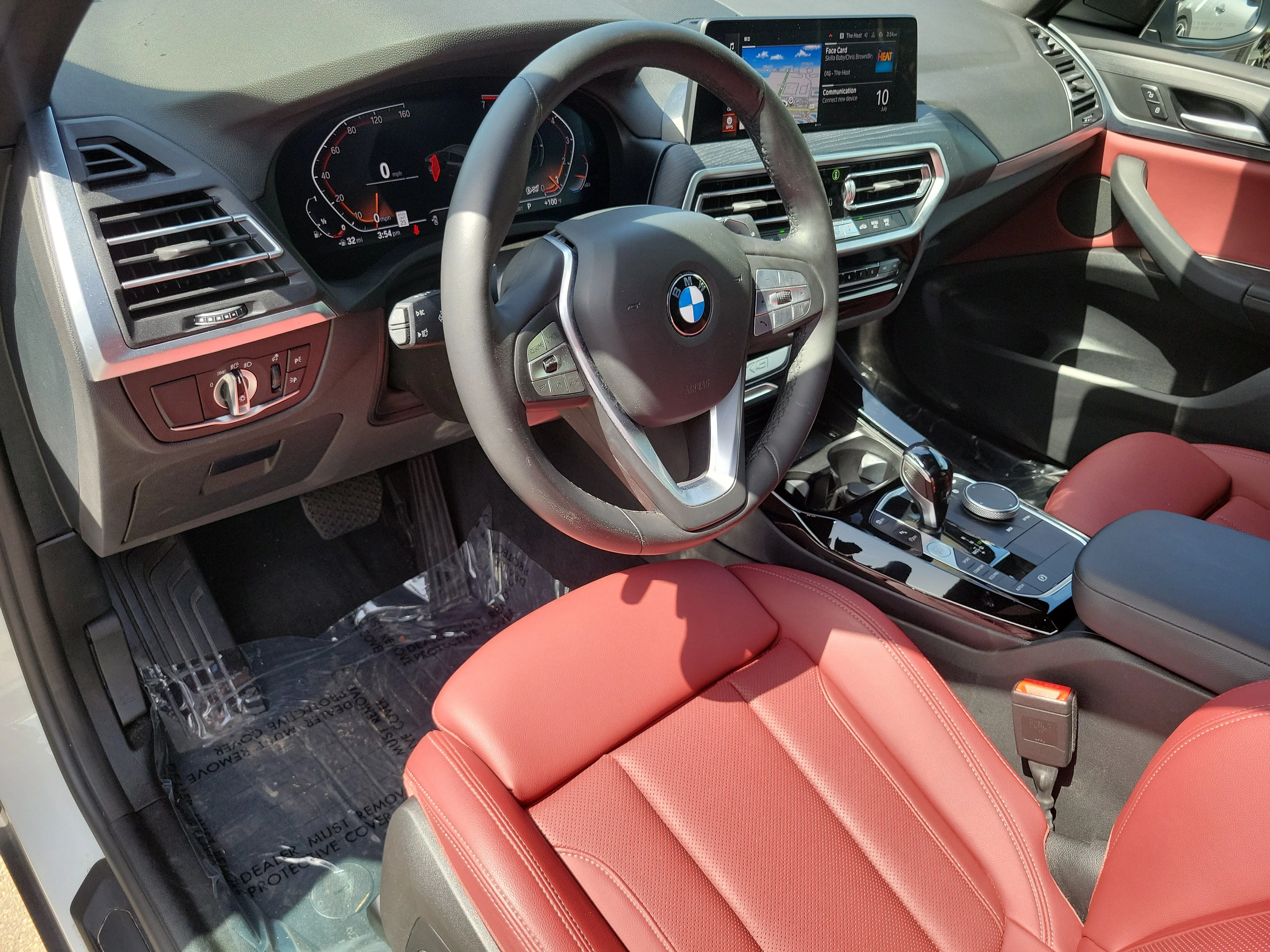 Used 2024 Alpine White BMW sDrive30i image 18