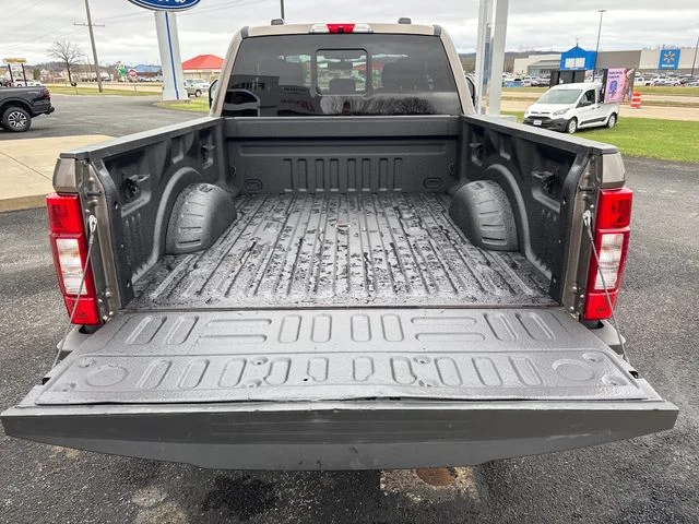 Used 2022 Stone Gray Metallic Ford Lariat image 7