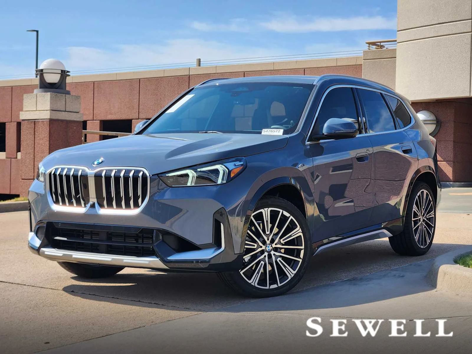 2027 BMW X1