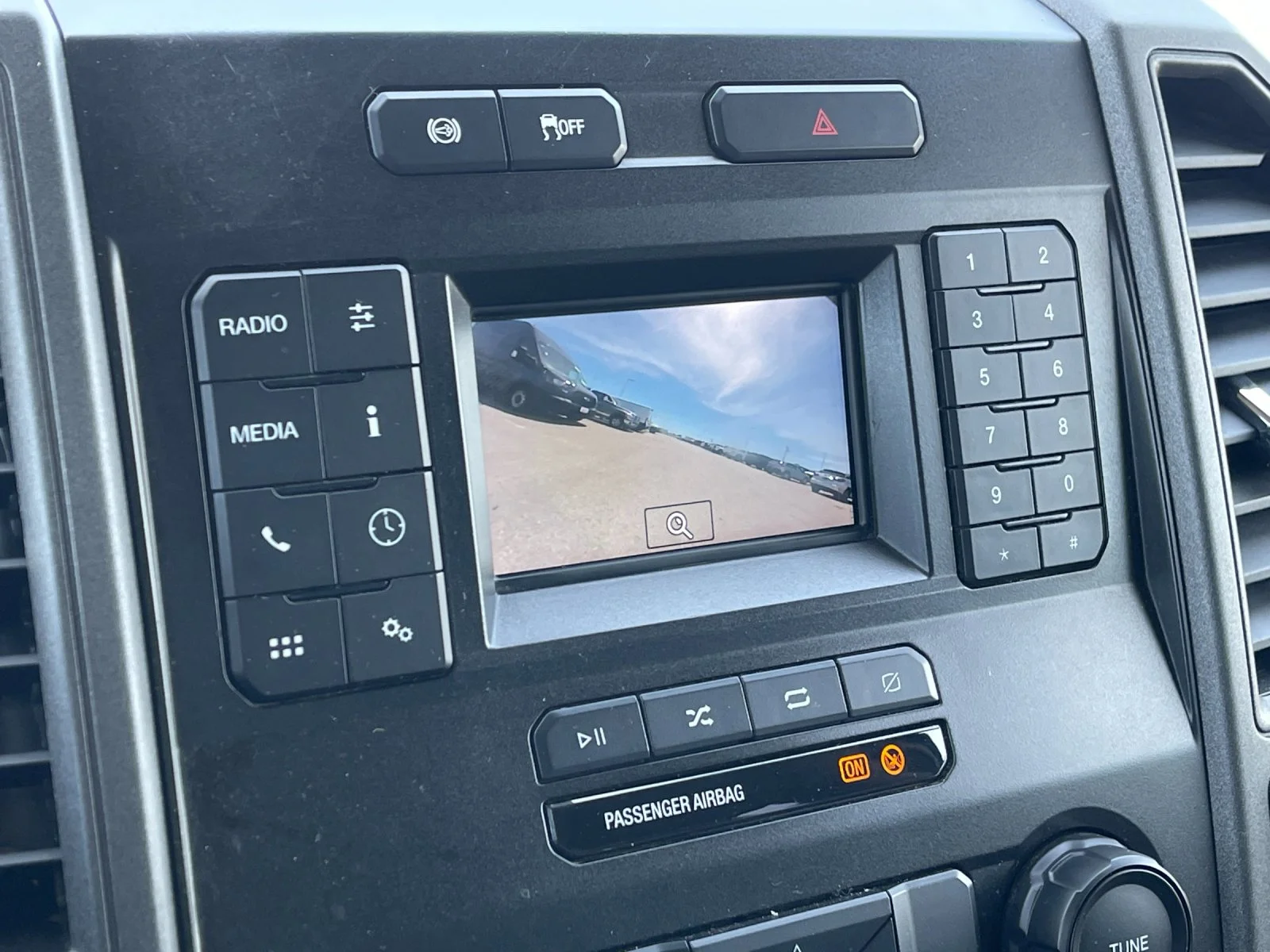 Used 2020 White Ford XL image 20