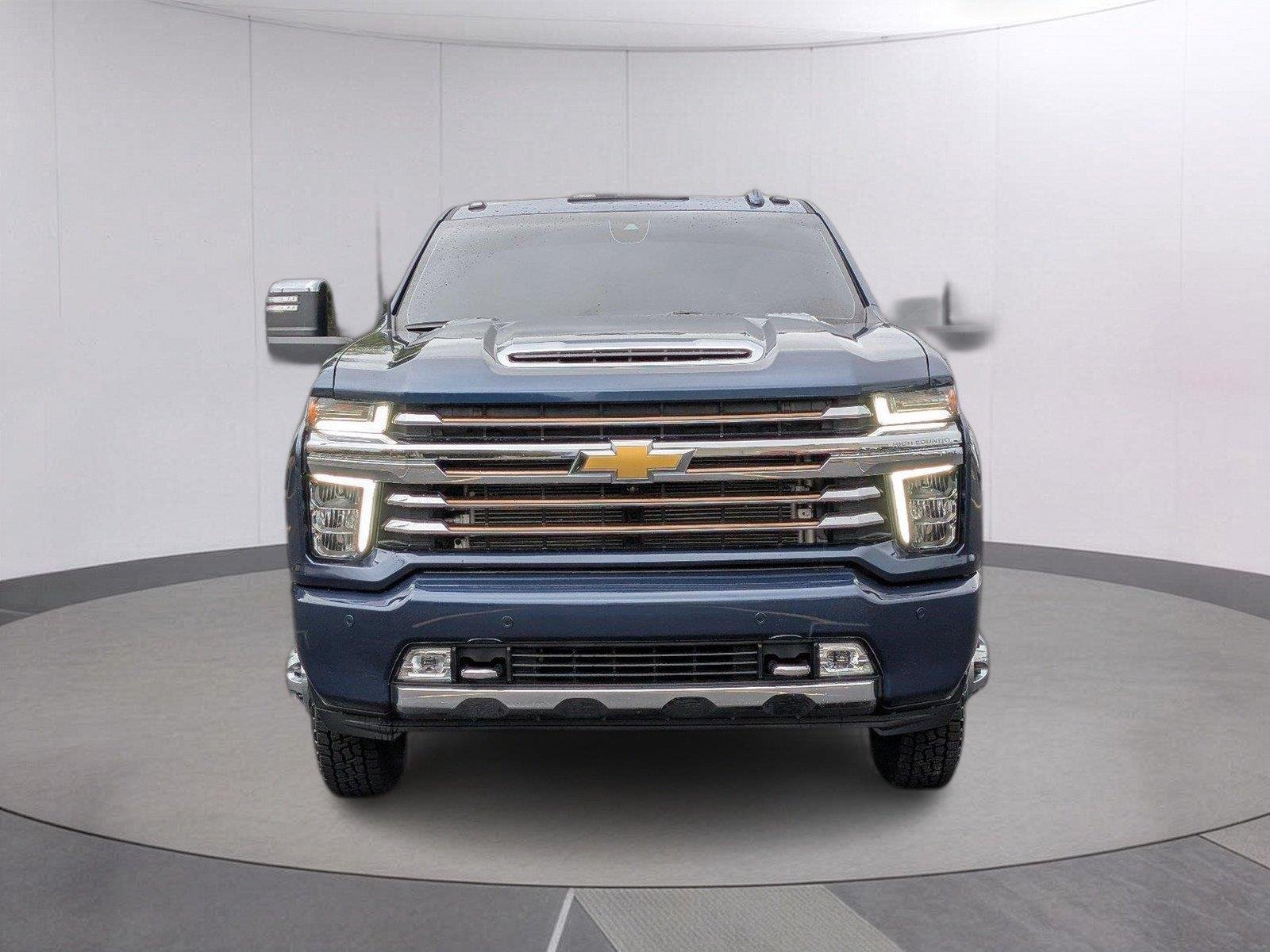 Used 2022 NORTHSKY BLUE METALLIC Chevrolet High Country image 10