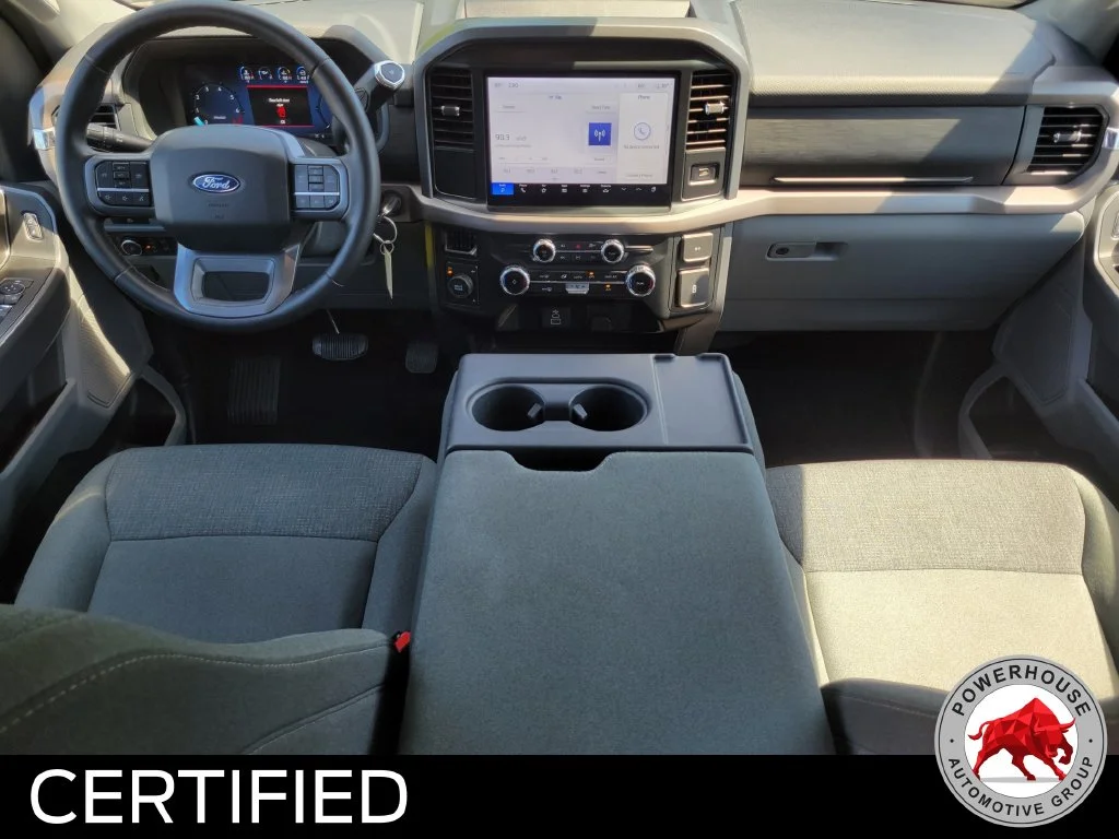 Used 2025 Blue Ford XLT image 18