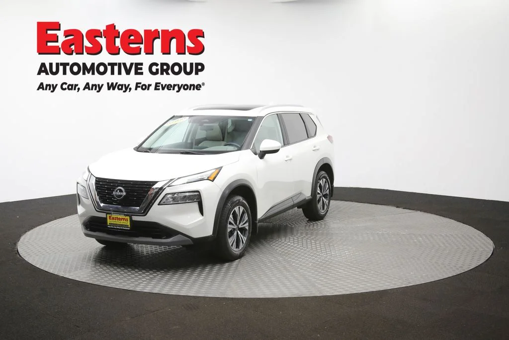 Used 2023 White Nissan SV image 56