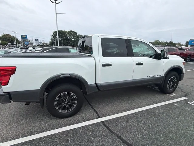 Used 2018 White Nissan PRO-4X image 4