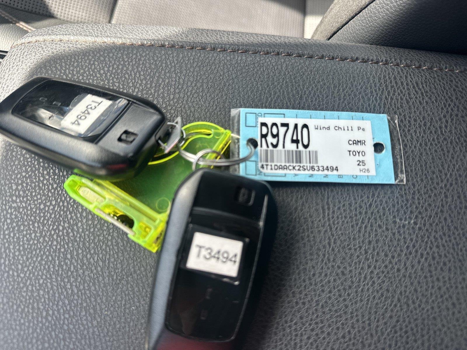 Used 2025 Wind Chill Pearl Toyota XLE image 21