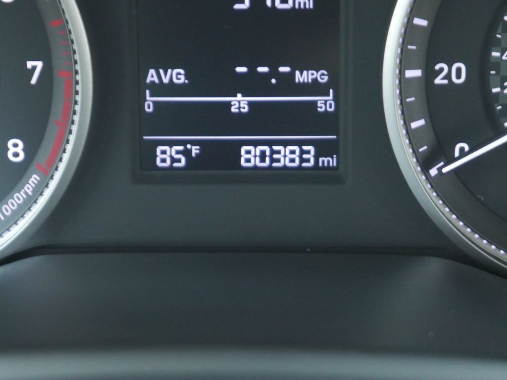 Used 2019 Red Hyundai SE image 36