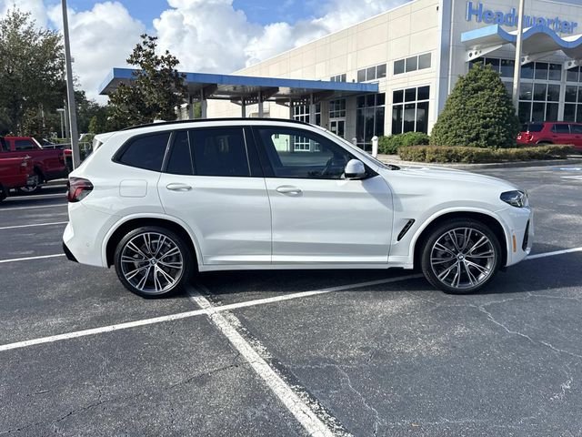 Used 2023 White BMW sDrive30i image 3