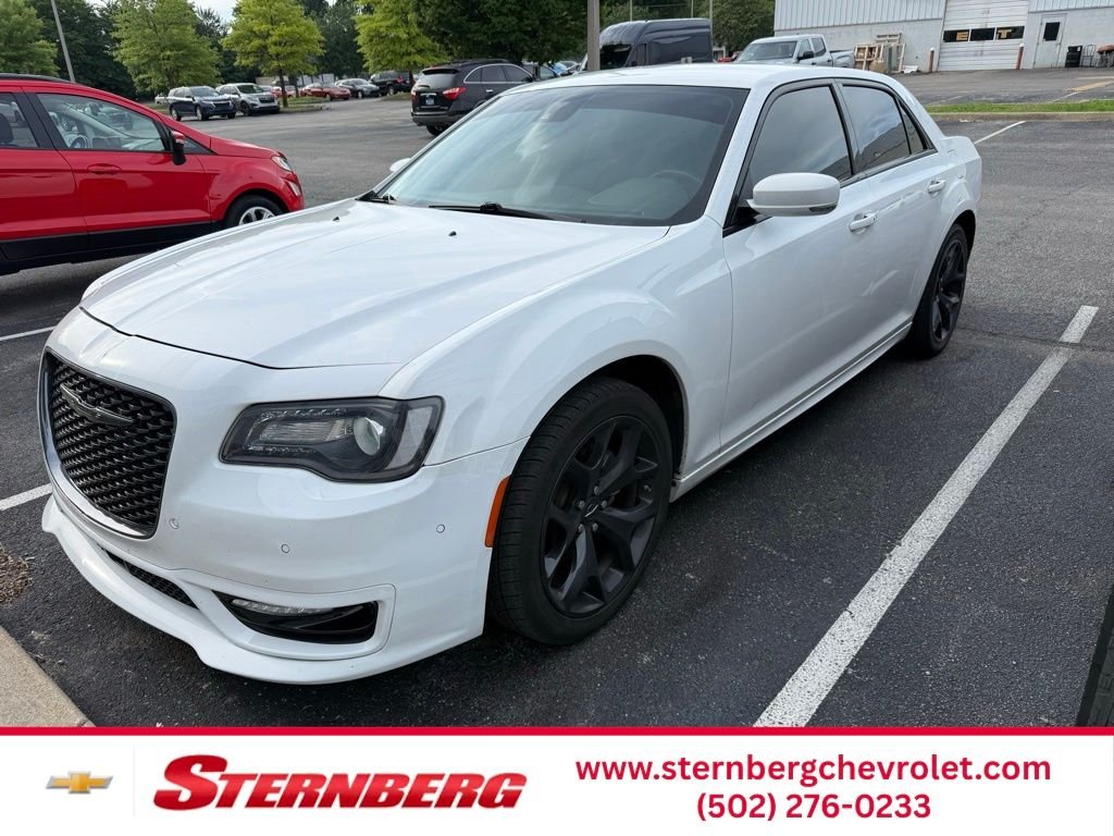 2022 Chrysler 300 Touring L's photo
