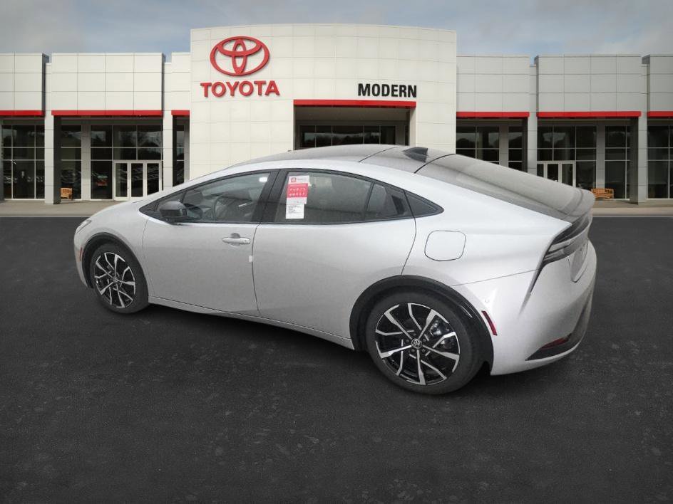 New 2026 Cutting Edge Toyota XSE Premium image 11