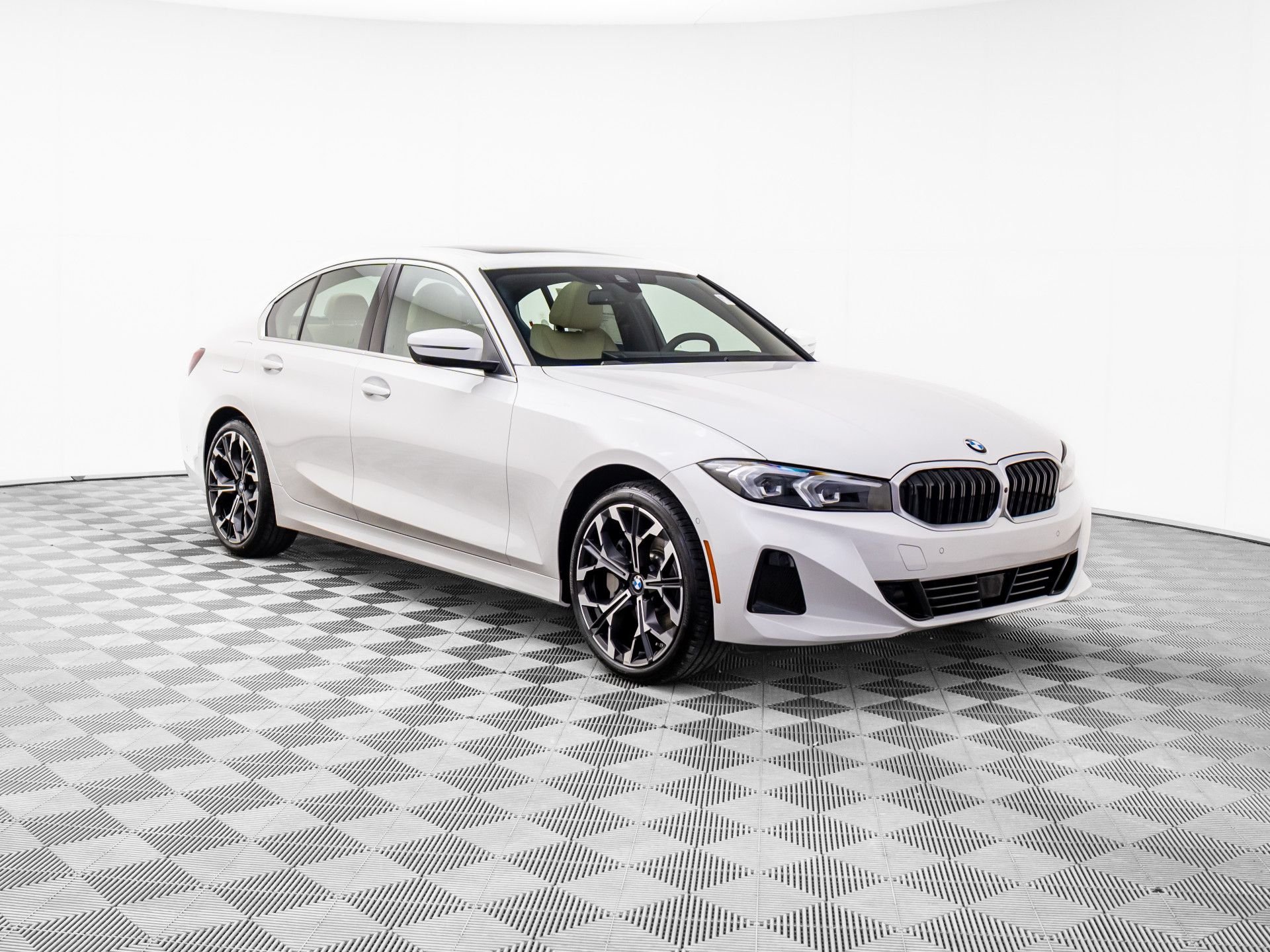 Certified Used 2026 Mineral White Metallic BMW 330i xDrive image 8
