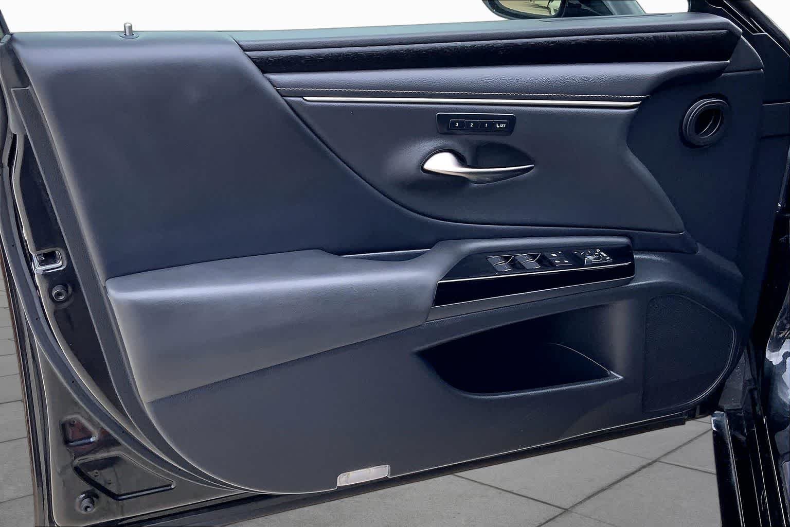 Used 2022 Caviar Lexus  image 22