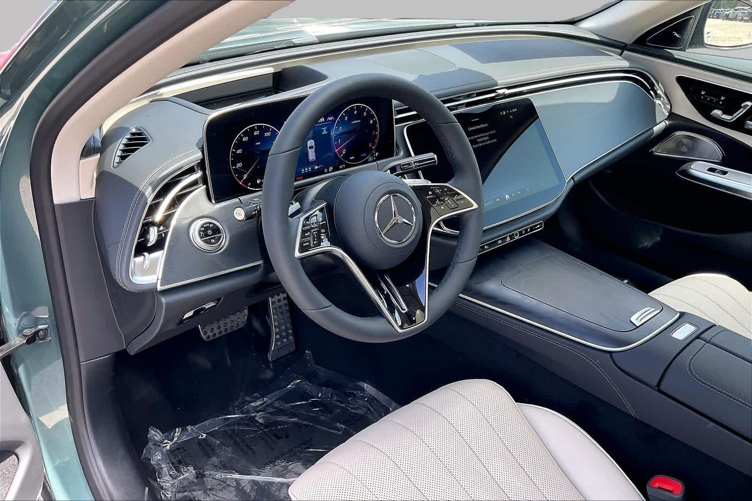 New 2026 Verde Silver Metallic Mercedes-Benz E 450 image 9