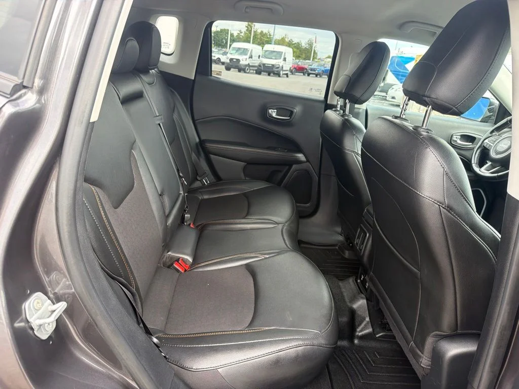 Certified Used 2021 Granite Crystal Clearcoat Metallic Jeep Latitude image 48