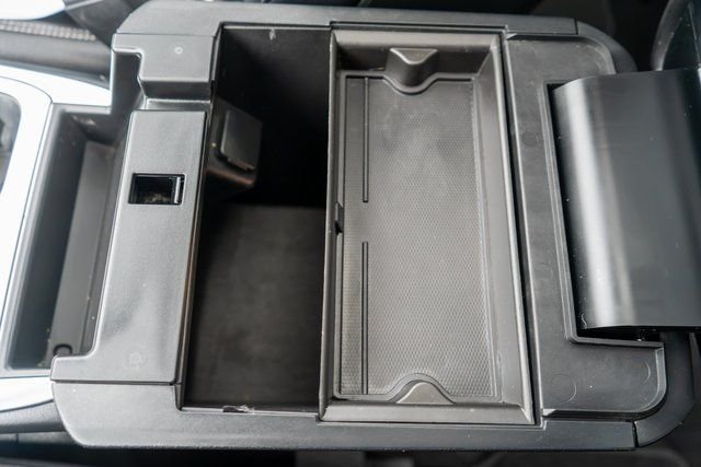 Used 2020 Magnetic Ford XLT image 34